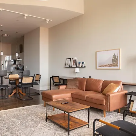 Appartamento Downtown Luxury 2Br Loft